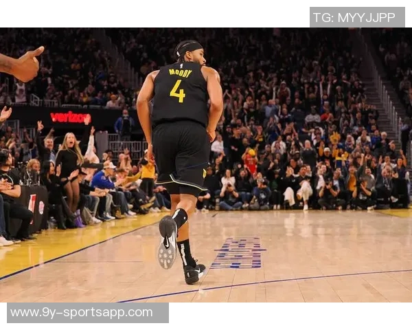 勇士官方宣布巴特勒因背部不适提前退赛穆迪将顶替首发位置