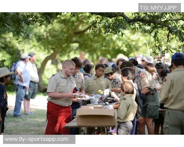 王俊杰现场观战湖勇大战分享精彩瞬间与近期生活动态 王俊杰现场观战湖勇大战分享精彩瞬间与近期生活动态